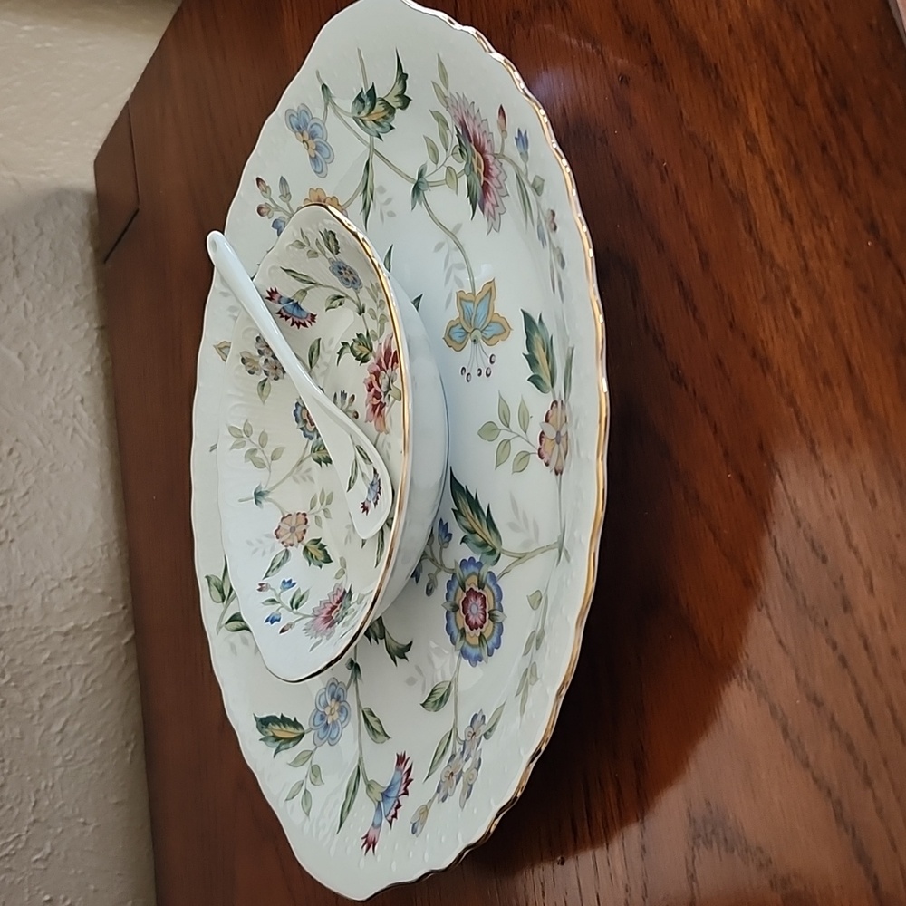 ANDREA BY SADEK BUCKINGHAM 3 PIECE PARTY SERVER - Picture 10 of 14